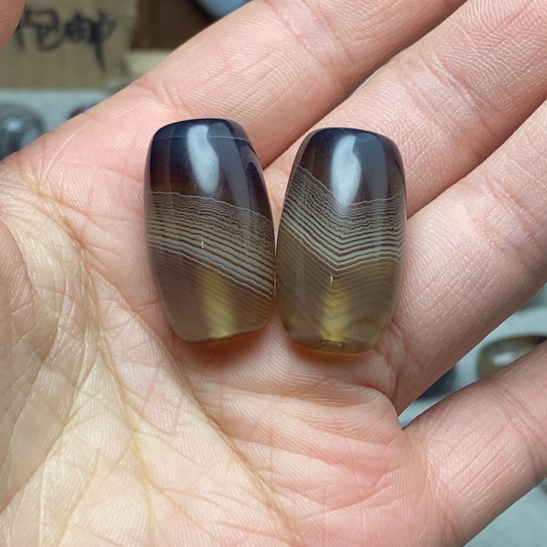 玛瑙/玉髓未镶嵌颈饰两颗