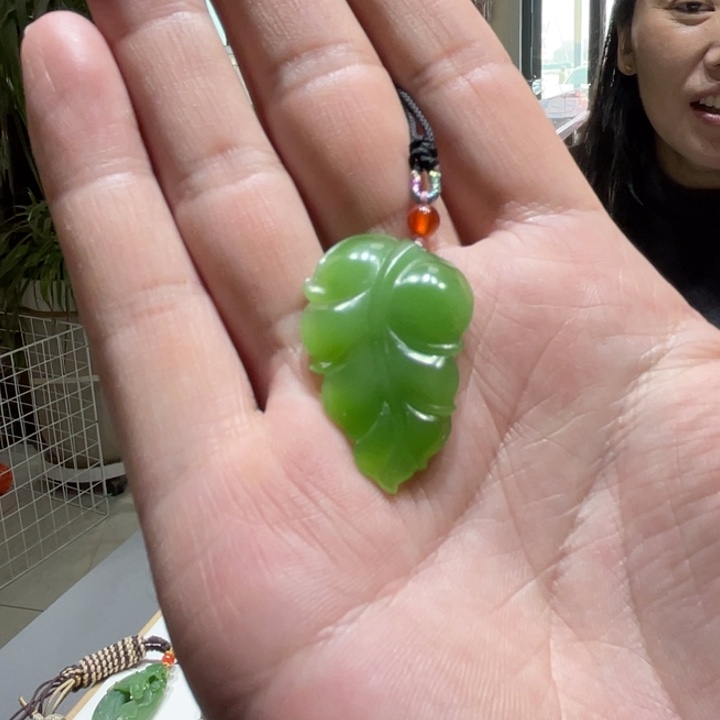 和田玉（碧玉）未镶嵌颈饰