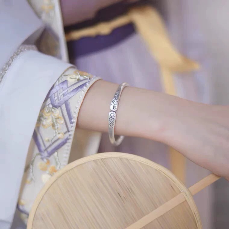 足银手镯 A49山盟海誓银手镯森系9999男女士款高级感礼物个性情侣