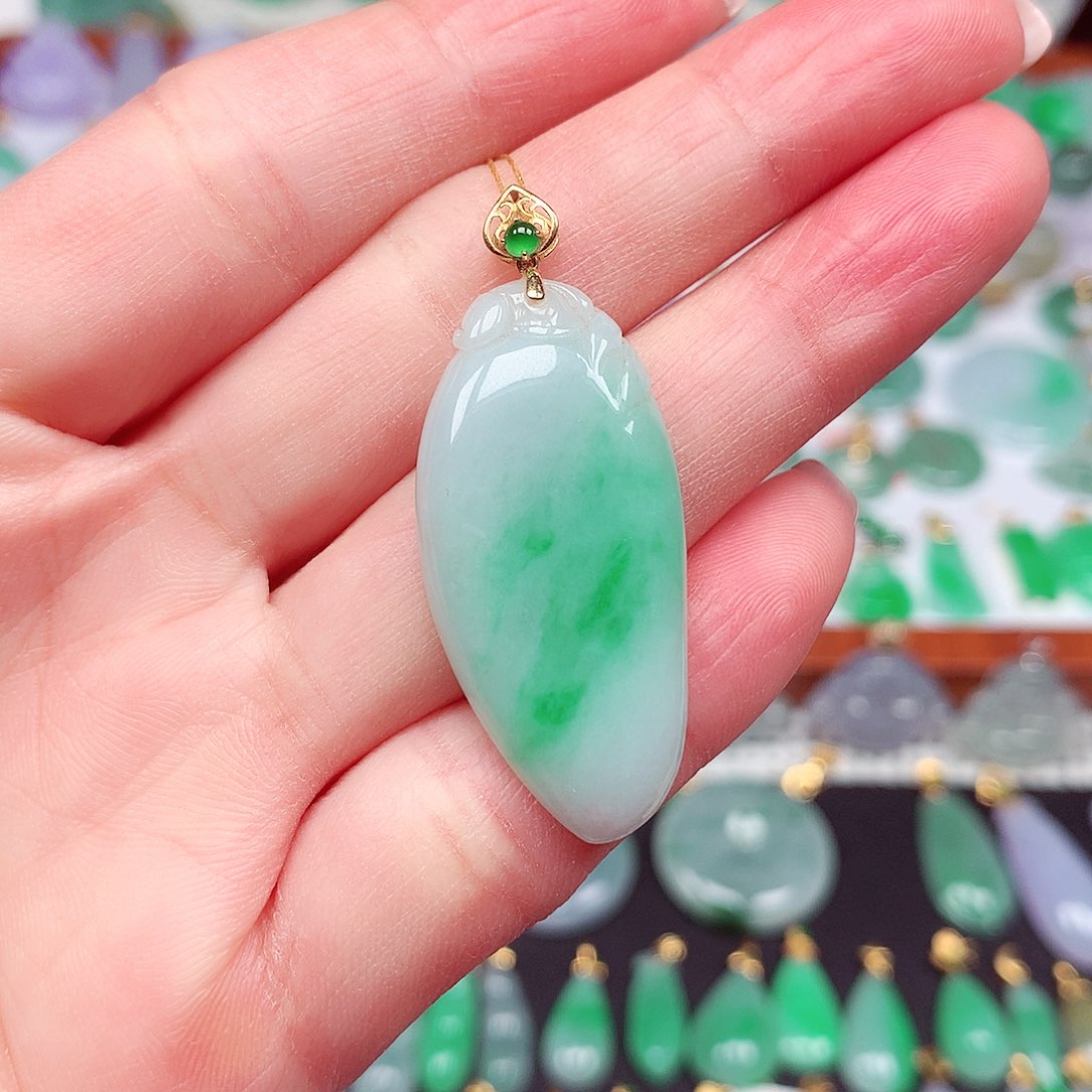 翡翠颈饰18K金镶嵌天然翡翠A货