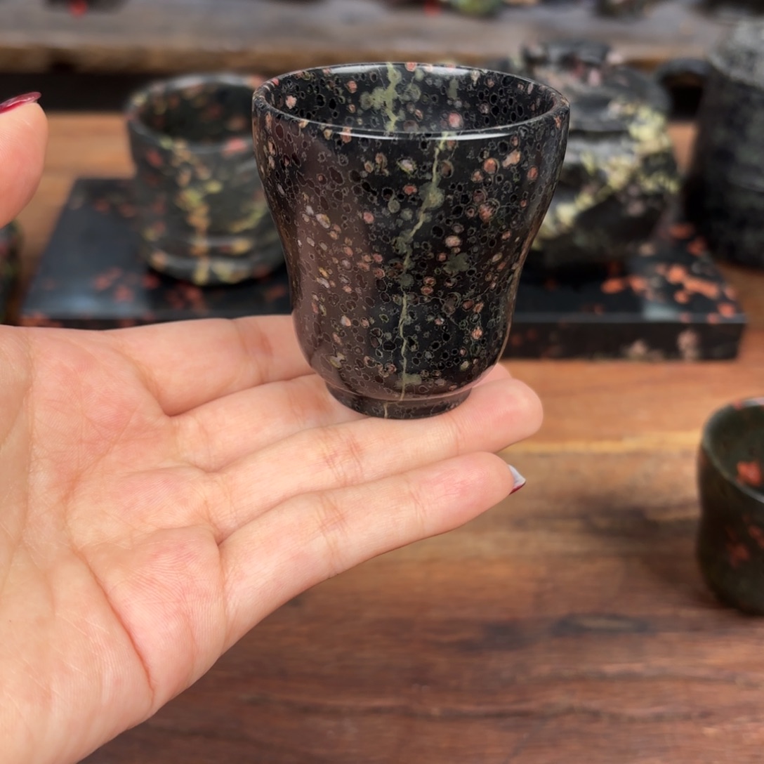 康能美玉瓷安山玉