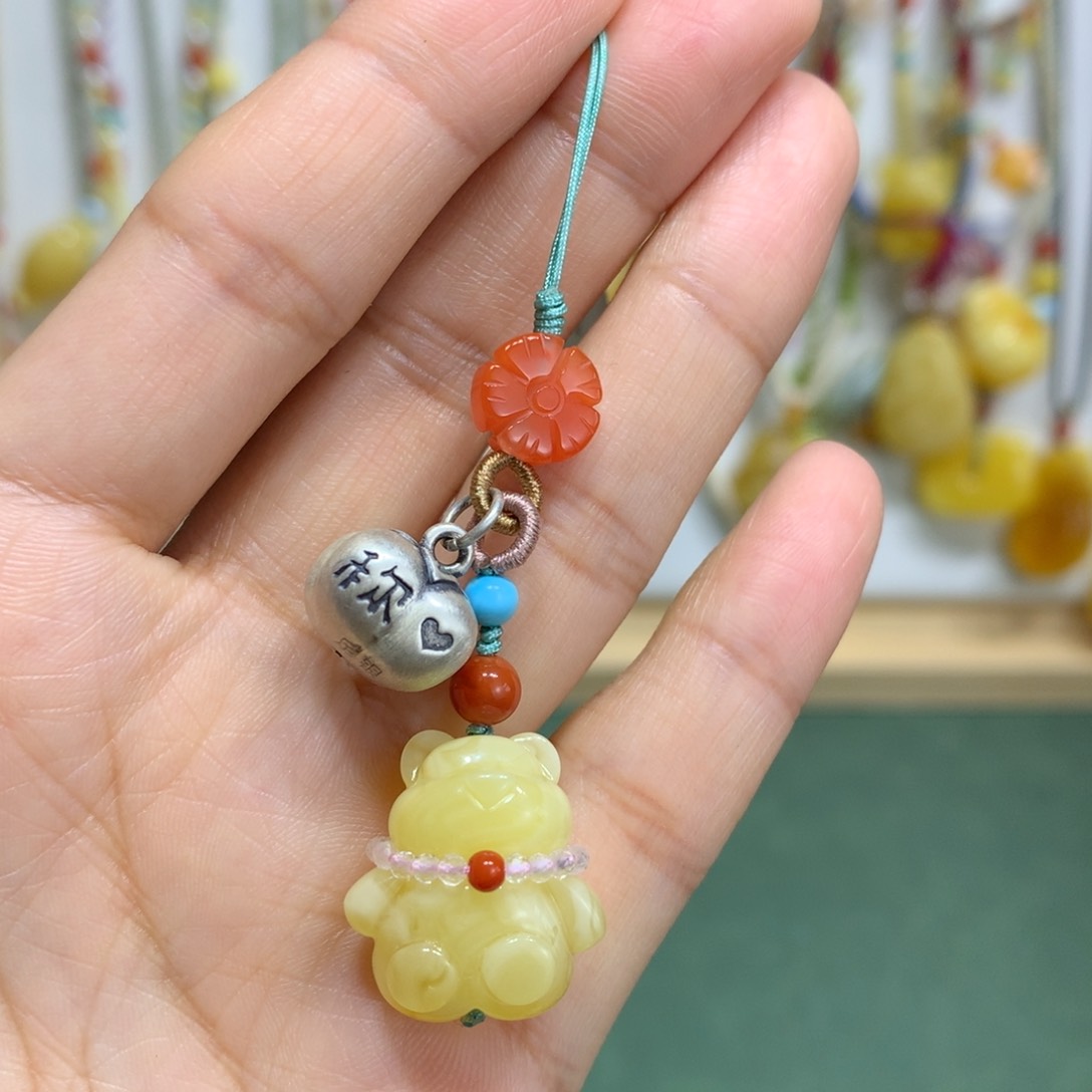 蜜蜡裸石未镶嵌手机挂