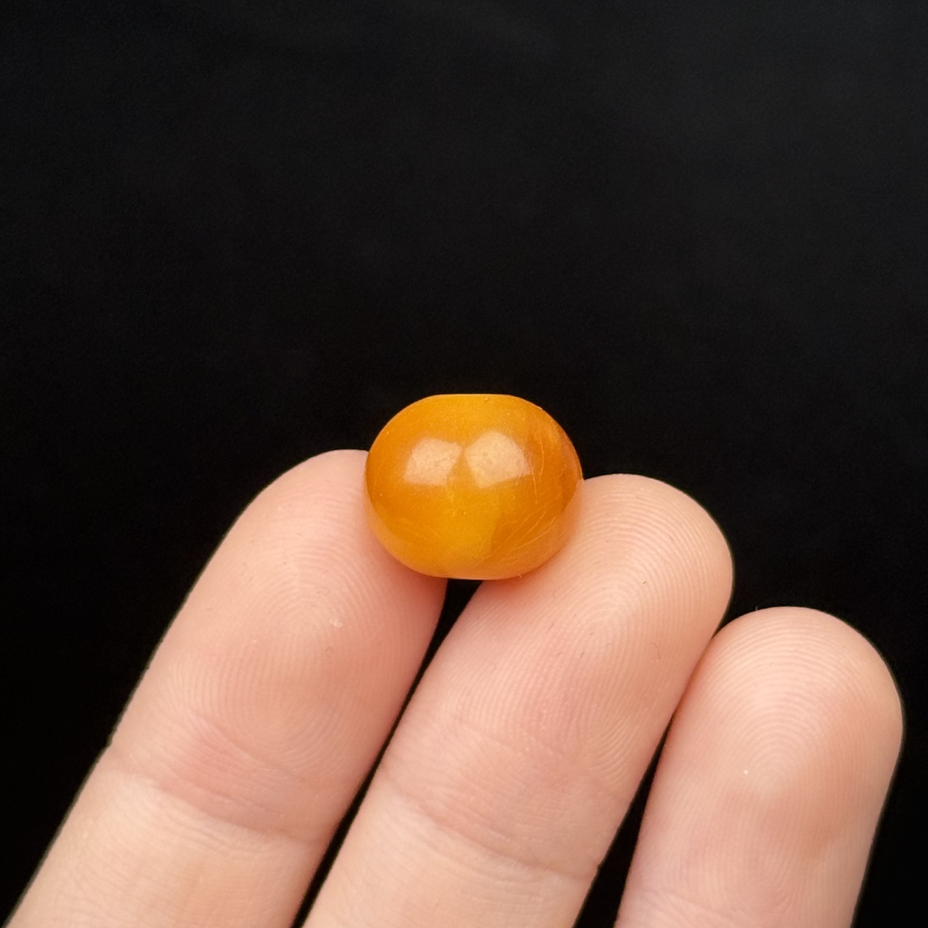 D68-58天然原矿蜜蜡 鸡油红墩子12.8*10.6mm 支持鉴定 假一罚十