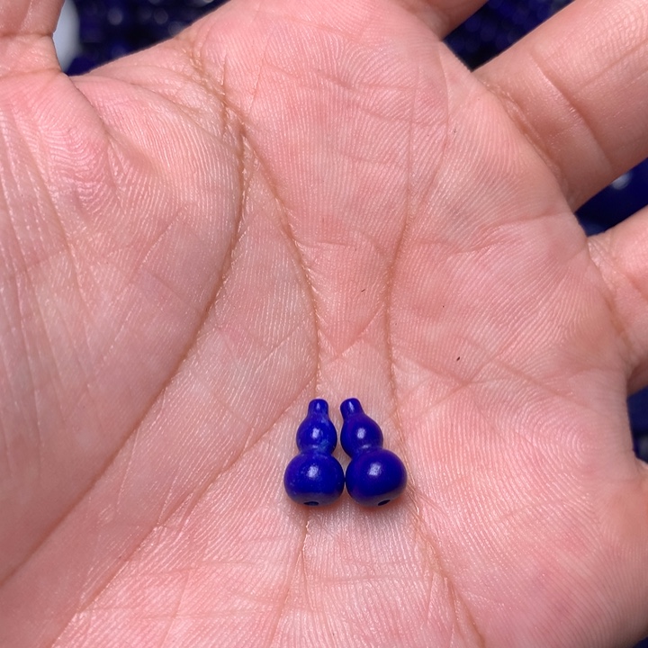 2***8青金石未镶嵌葫芦