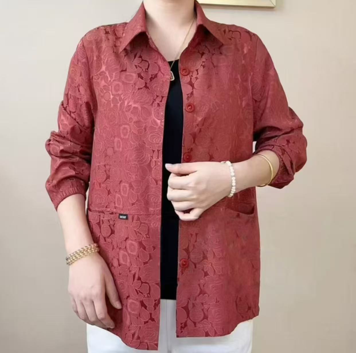 秋季新款双喜玫瑰薄款妈妈装翻领衬衣女士洋气长袖百搭女士外套