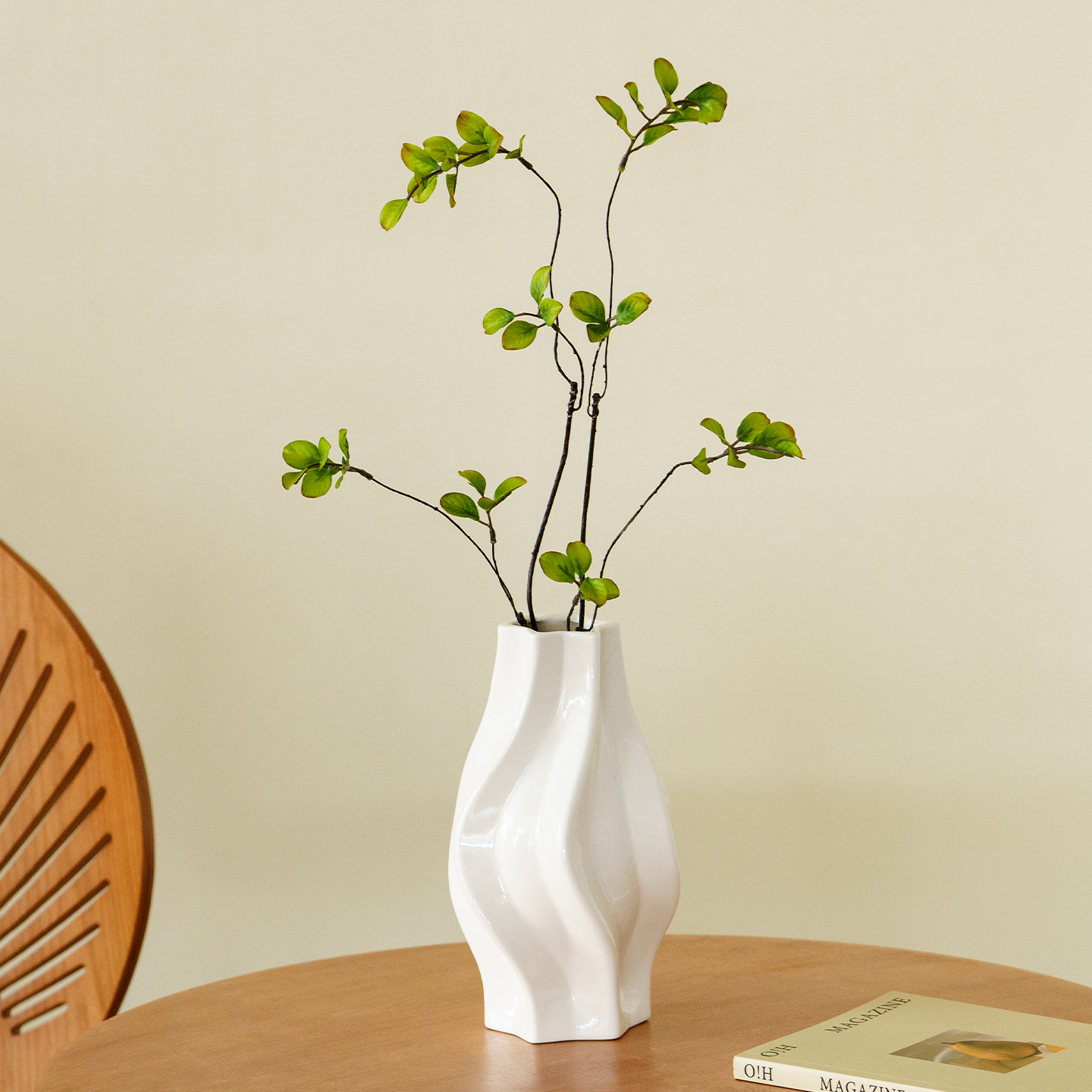 宿雨白色简约陶瓷花瓶轻奢高级感装饰客厅桌面插花摆件水培花器