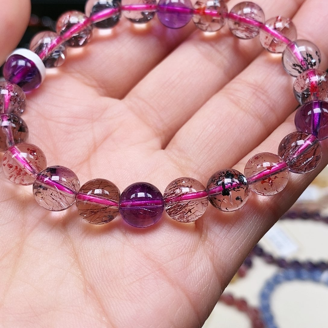 水晶手串未镶嵌超七