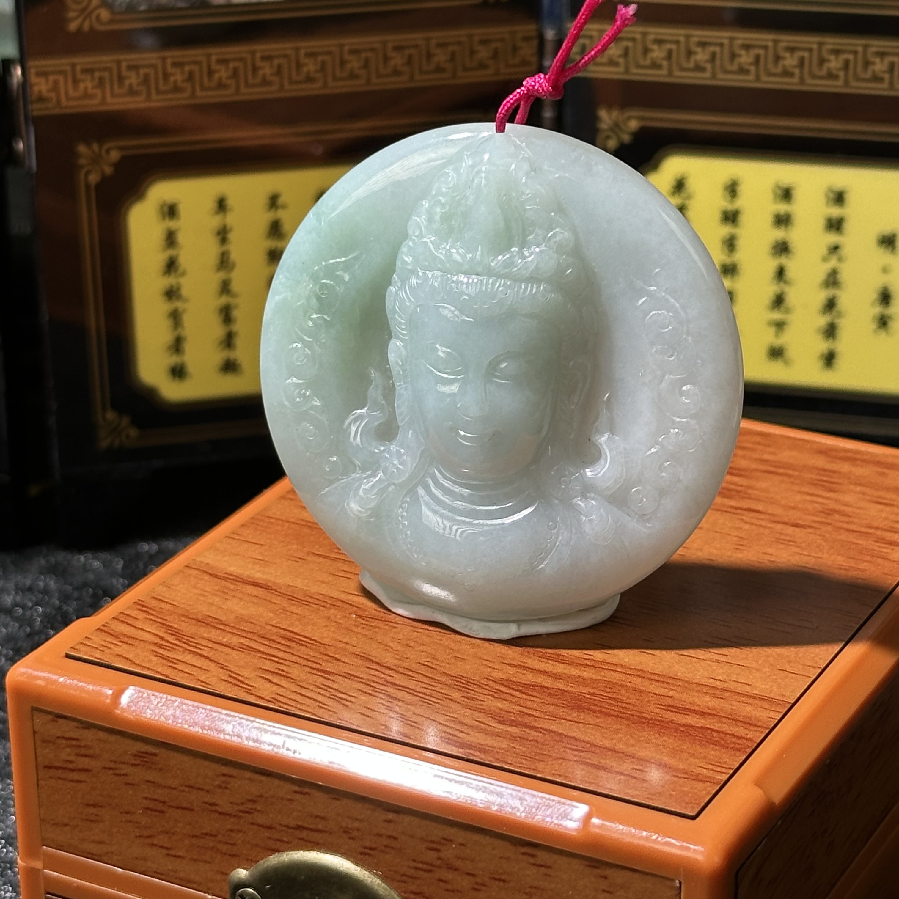 5607-天然翡翠-观音