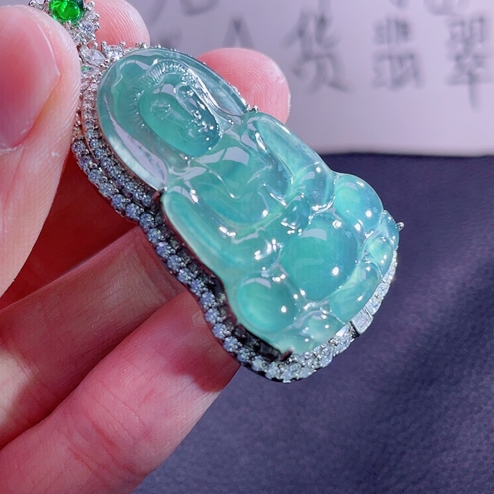 翡翠颈饰未镶嵌988888888