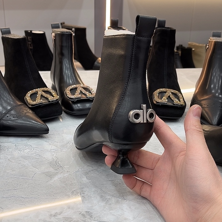 2.5厘米跟牛皮二棉37