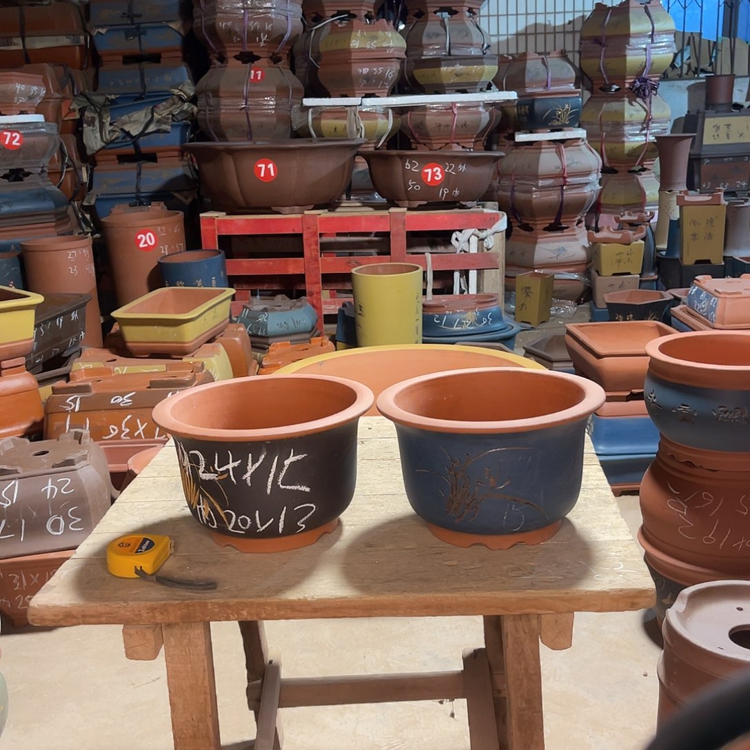 紫砂花盆金钟盆两个