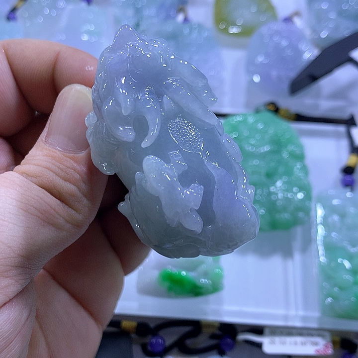 翡翠未镶嵌颈饰天然翡翠A货吊坠