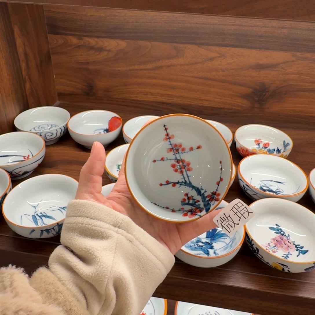 釉下手绘茶具微瑕