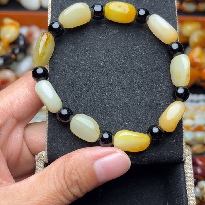 和田玉未镶嵌手链