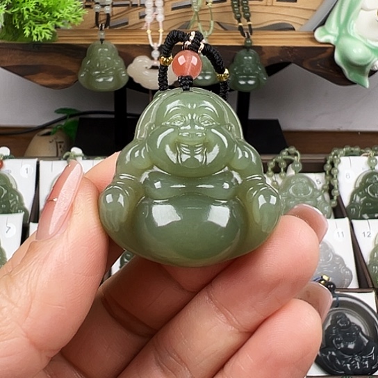 和田玉吊坠(赠链)未镶嵌
