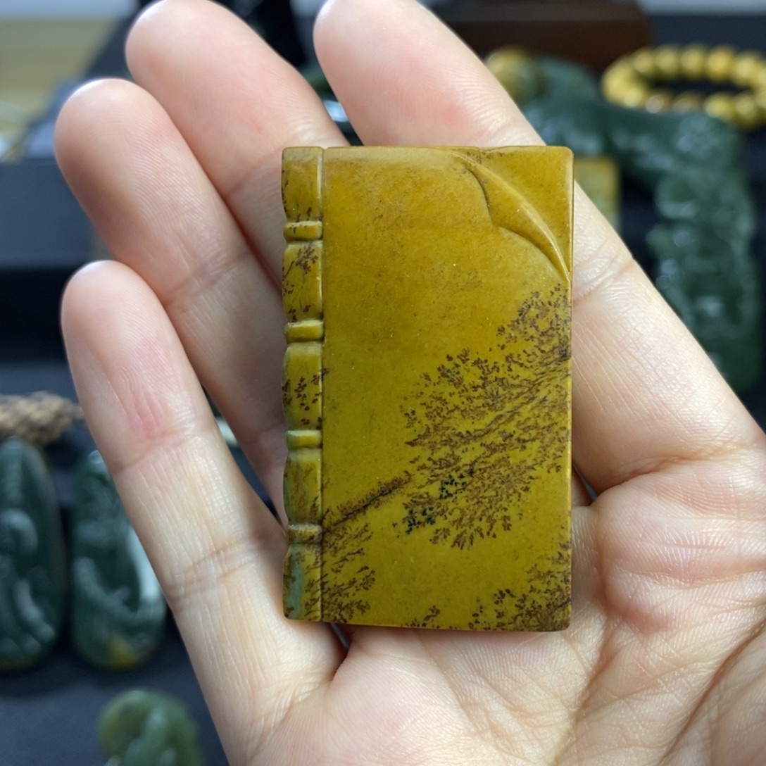 岫岩河磨玉（透闪石质玉）未镶嵌挂件
