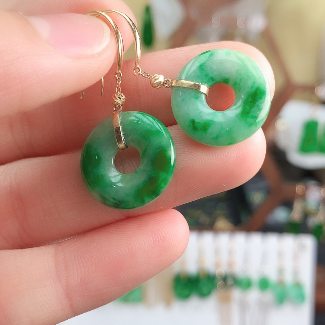 翡翠耳饰18K金镶嵌耳饰