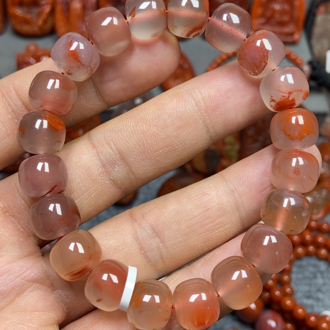南红玛瑙手串未镶嵌11mm