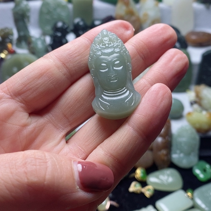 和田玉吊坠未镶嵌