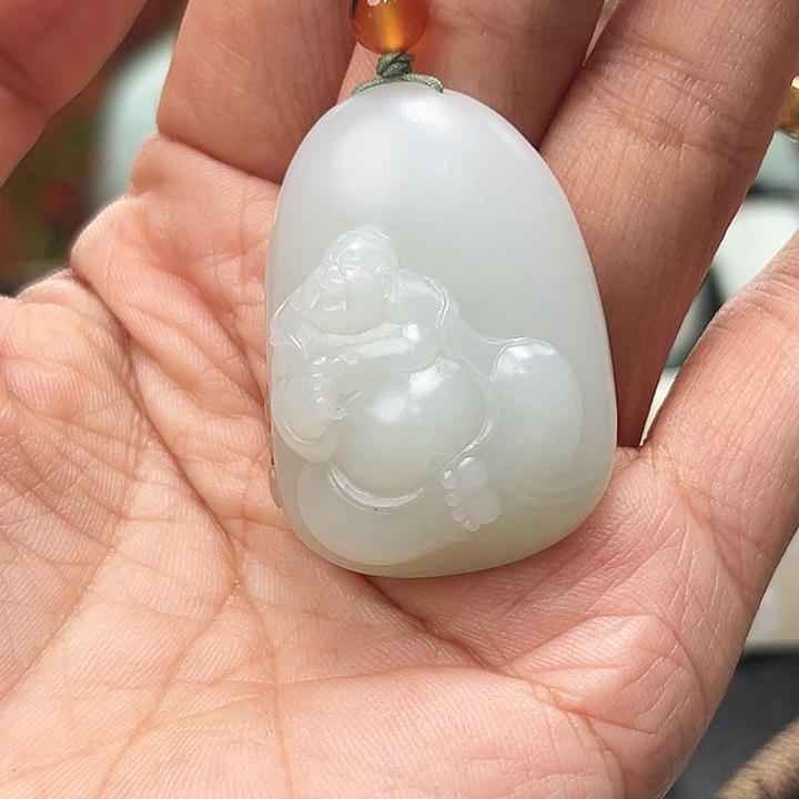 和田玉颈饰未镶嵌