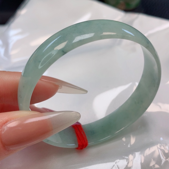 翡翠手镯未镶嵌52公主镯