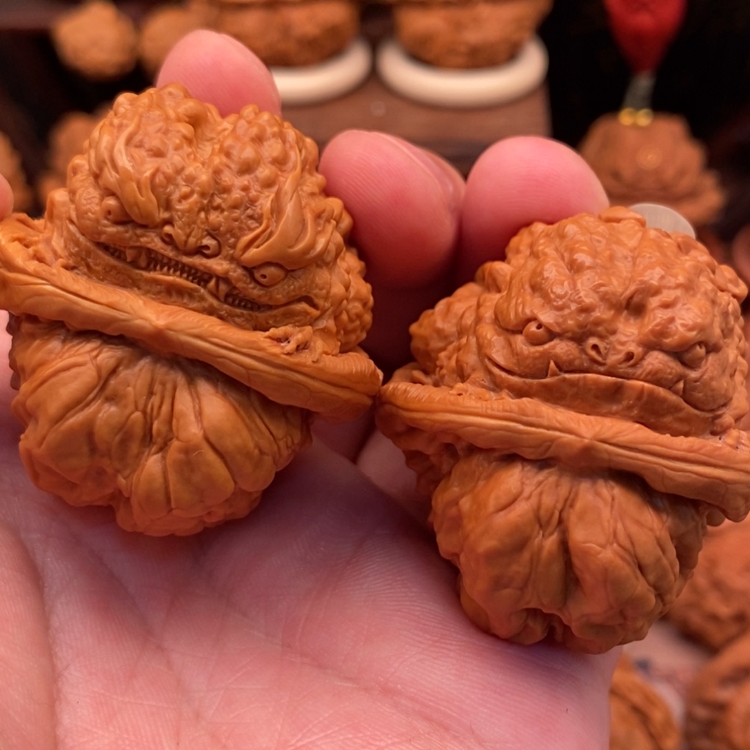 焦***脆核桃手串/手链金蟾蛤蟆头单面精工