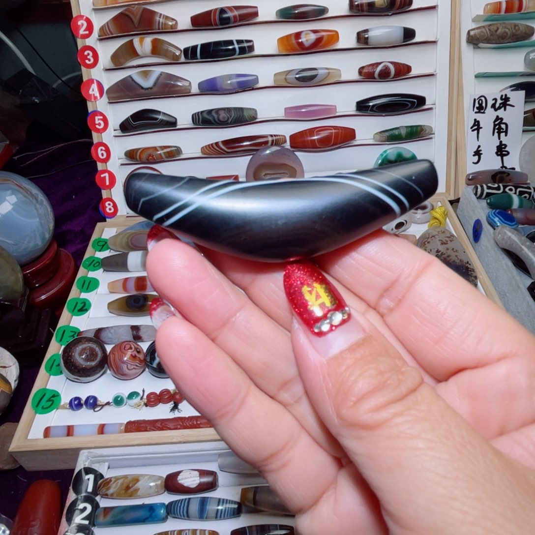 玛瑙/玉髓颈饰未镶嵌