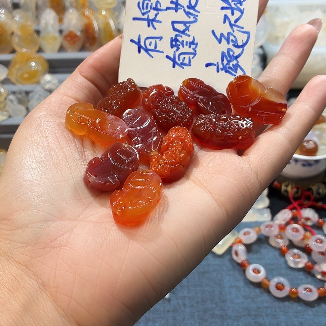玛瑙/玉髓未镶嵌颈饰