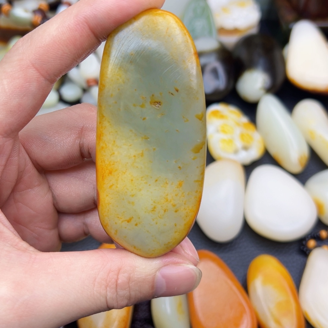 和田玉挂件未镶嵌