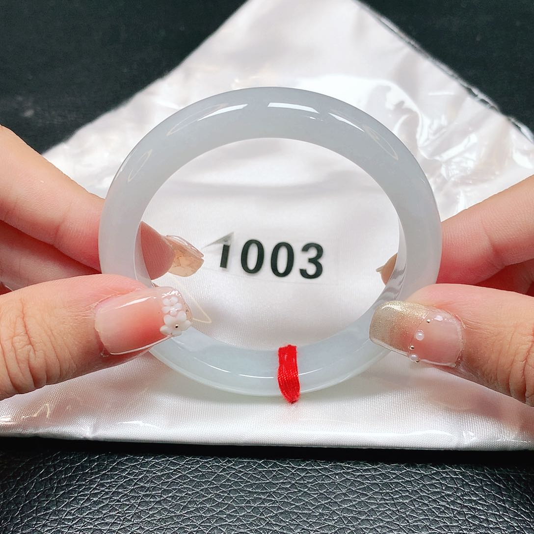 未镶嵌手镯翡翠正圈