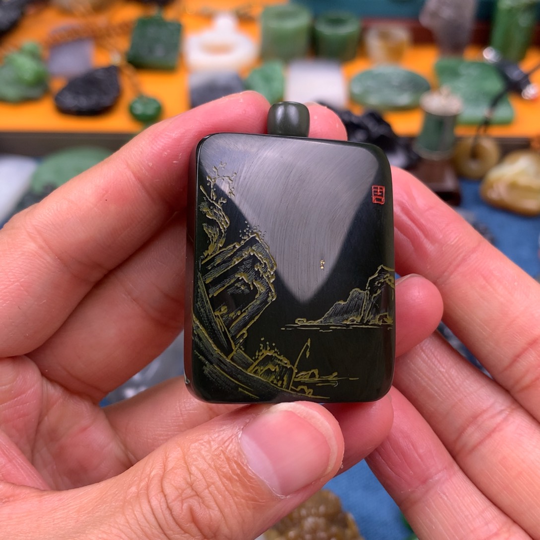 和田玉未镶嵌颈饰