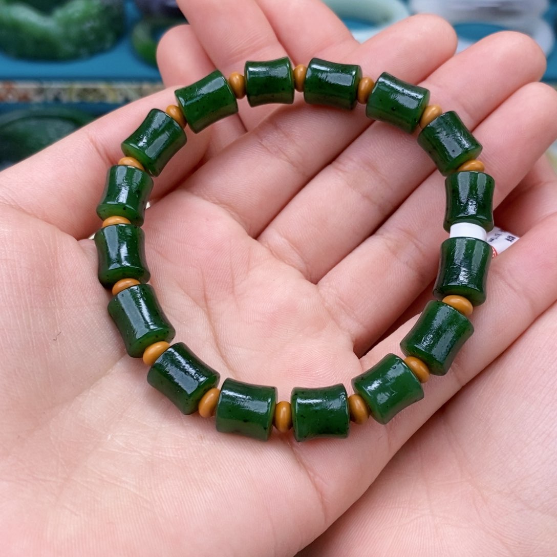 和田玉手串 8*10 红皮料未镶嵌