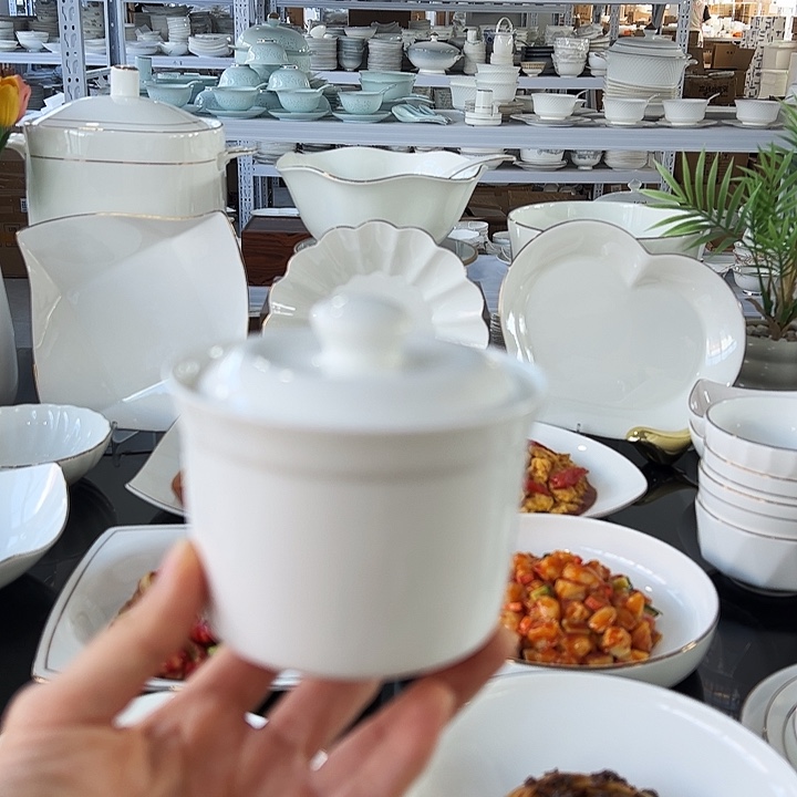 45%以上骨粉骨瓷纯白炖盅一个