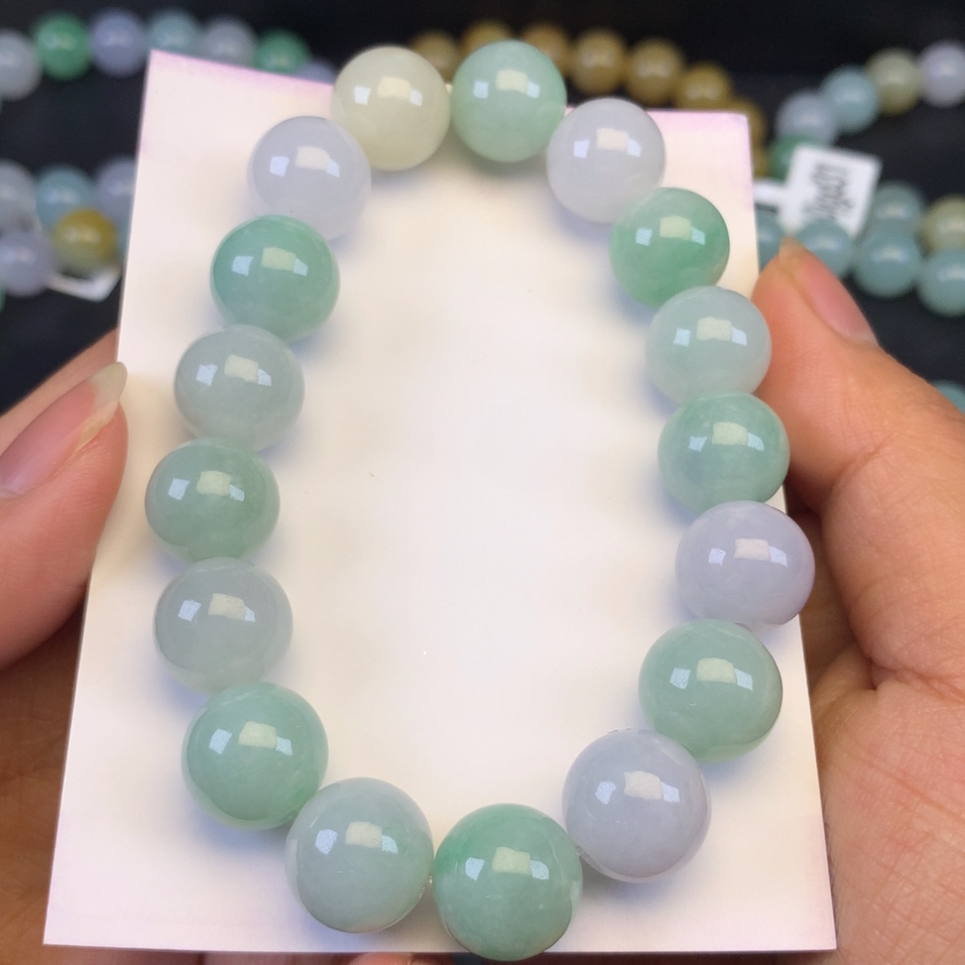 翡翠颈饰未镶嵌天然缅甸翡翠