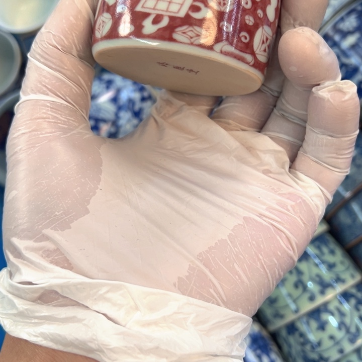 瓷片釉里红八宝直筒杯客杯