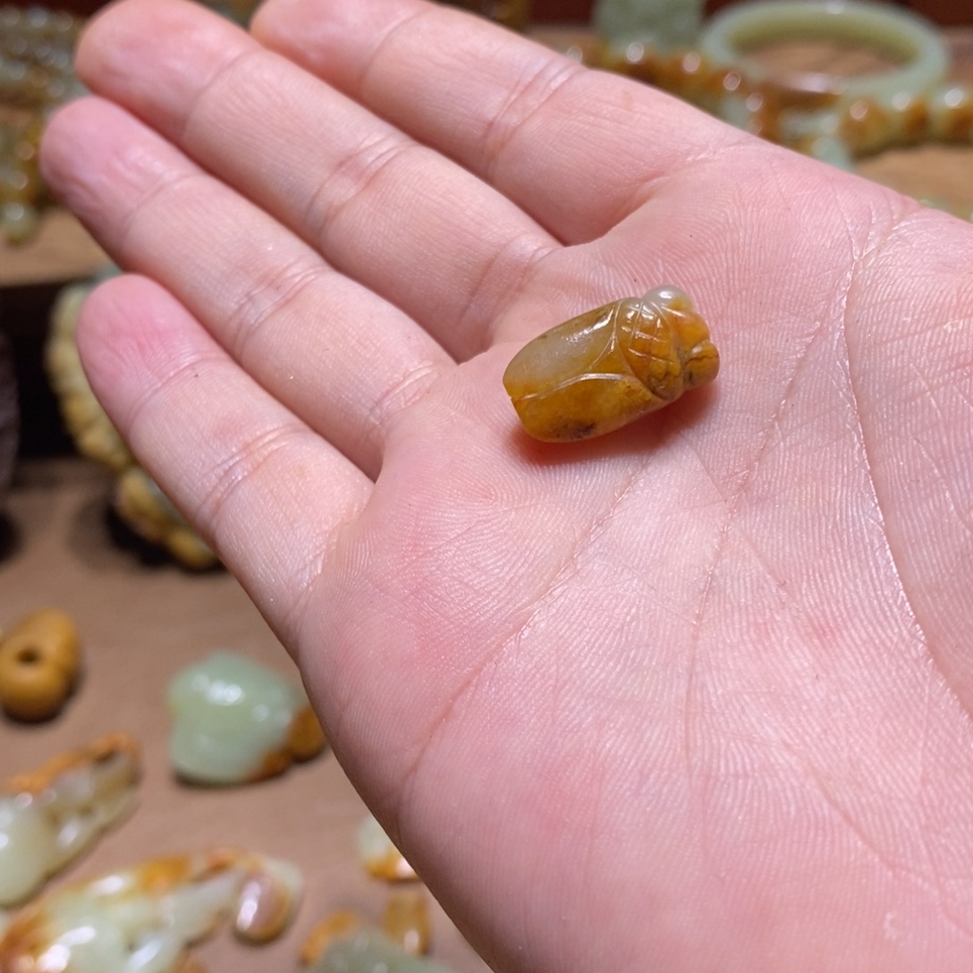 6***9岫岩河磨玉（透闪石质玉）未镶嵌珠宝奇石