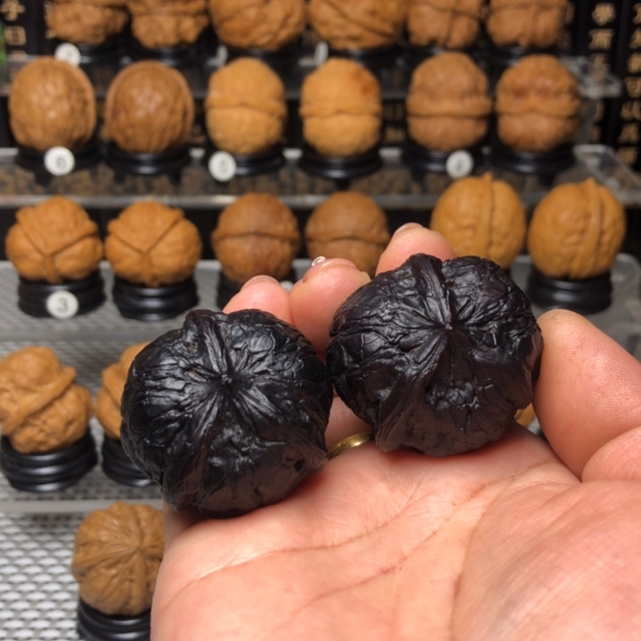橄榄核把件暖****乡云南野生铁皮核桃41