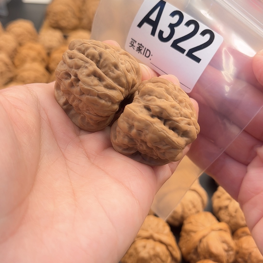 桃核把件六****波蛙蛙福利37