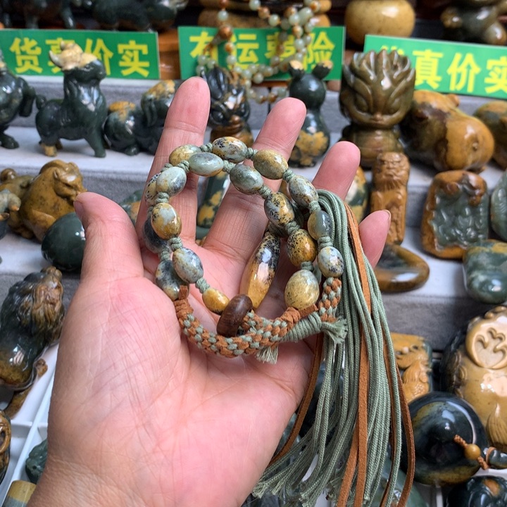 岫岩河磨玉（透闪石质玉）手把件未镶嵌柒*柒