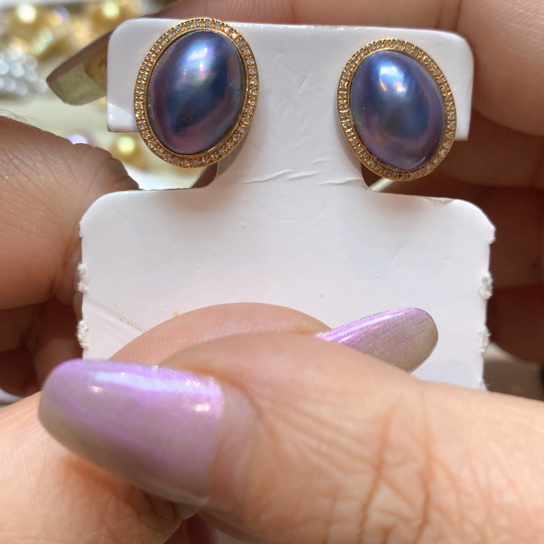 耳饰18K金镶嵌拼合珍珠（马贝珠）