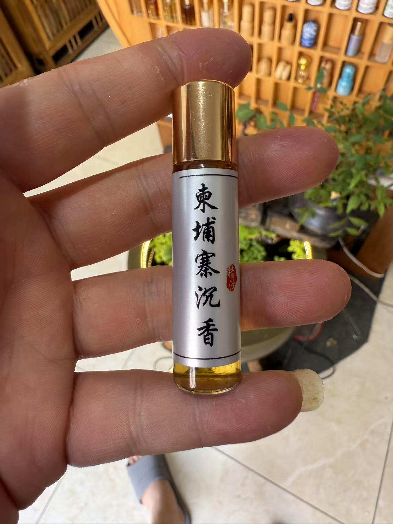 沉香柬埔寨沉香精油一瓶装（拆封不退）