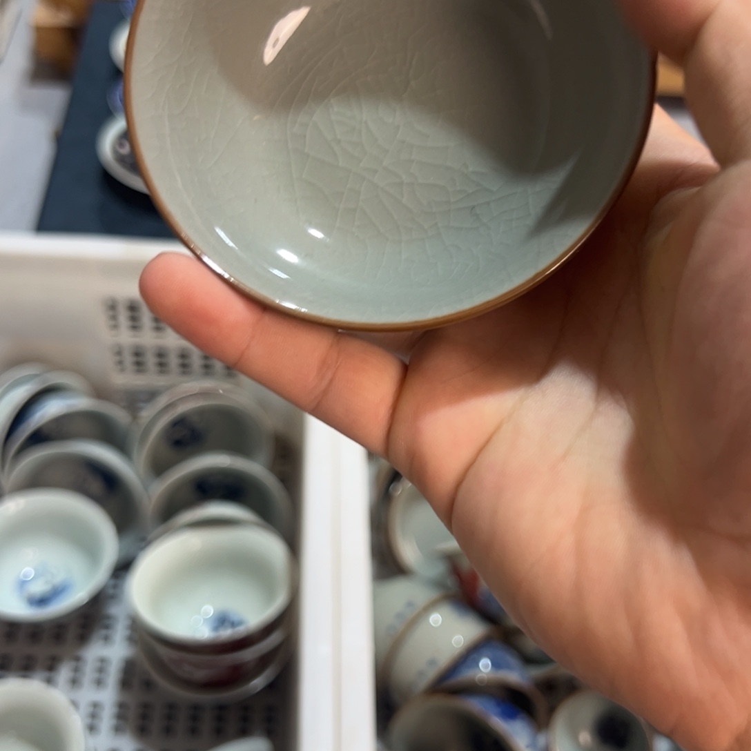 淘泥素胎普洱杯微瑕