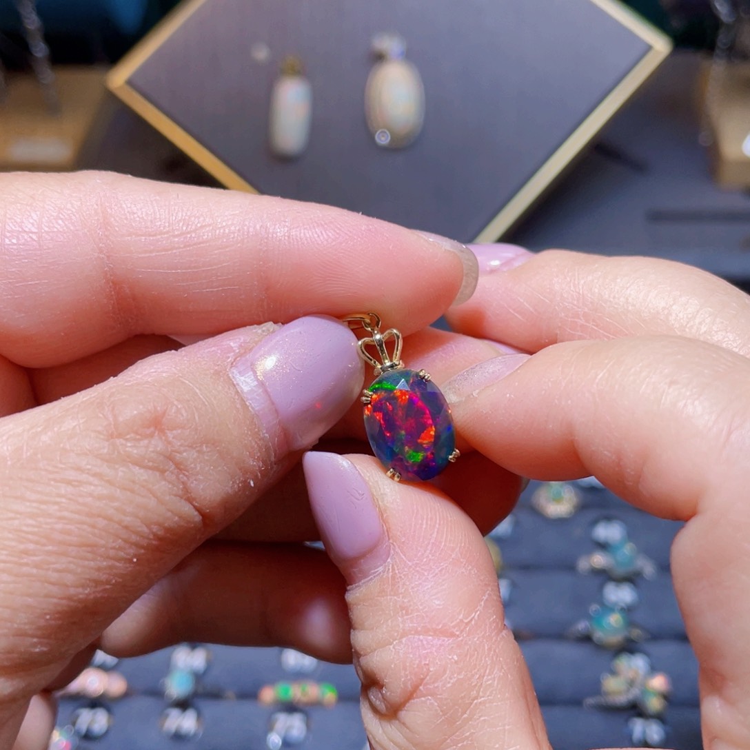 欧泊吊坠〉18K金镶嵌用****6