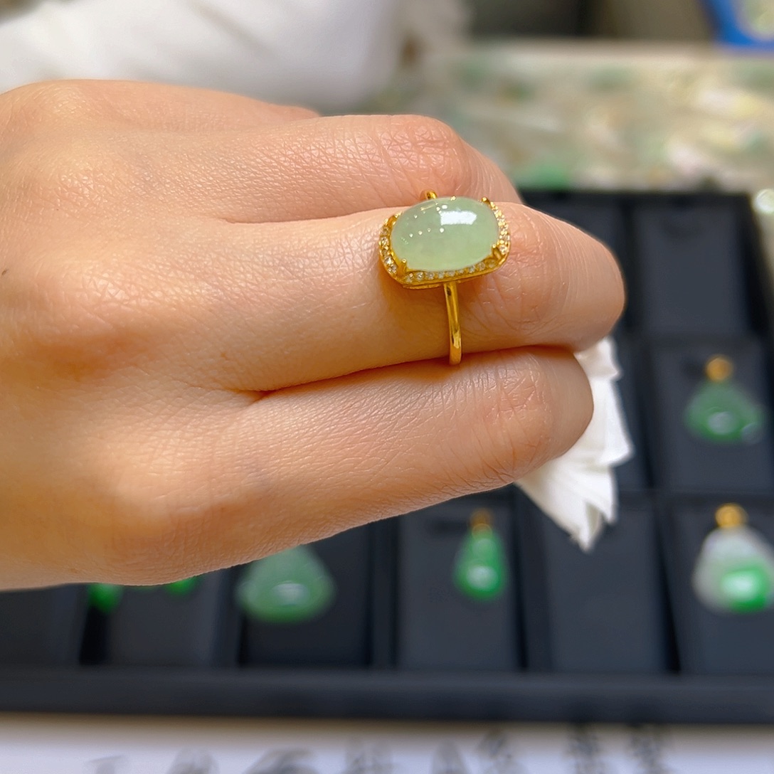 翡翠颈饰银S925镶嵌翡翠