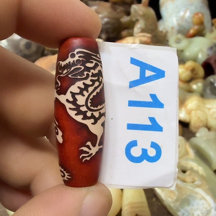 一***往玛瑙/玉髓未镶嵌颈饰