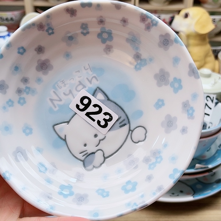 1555888988988658685885