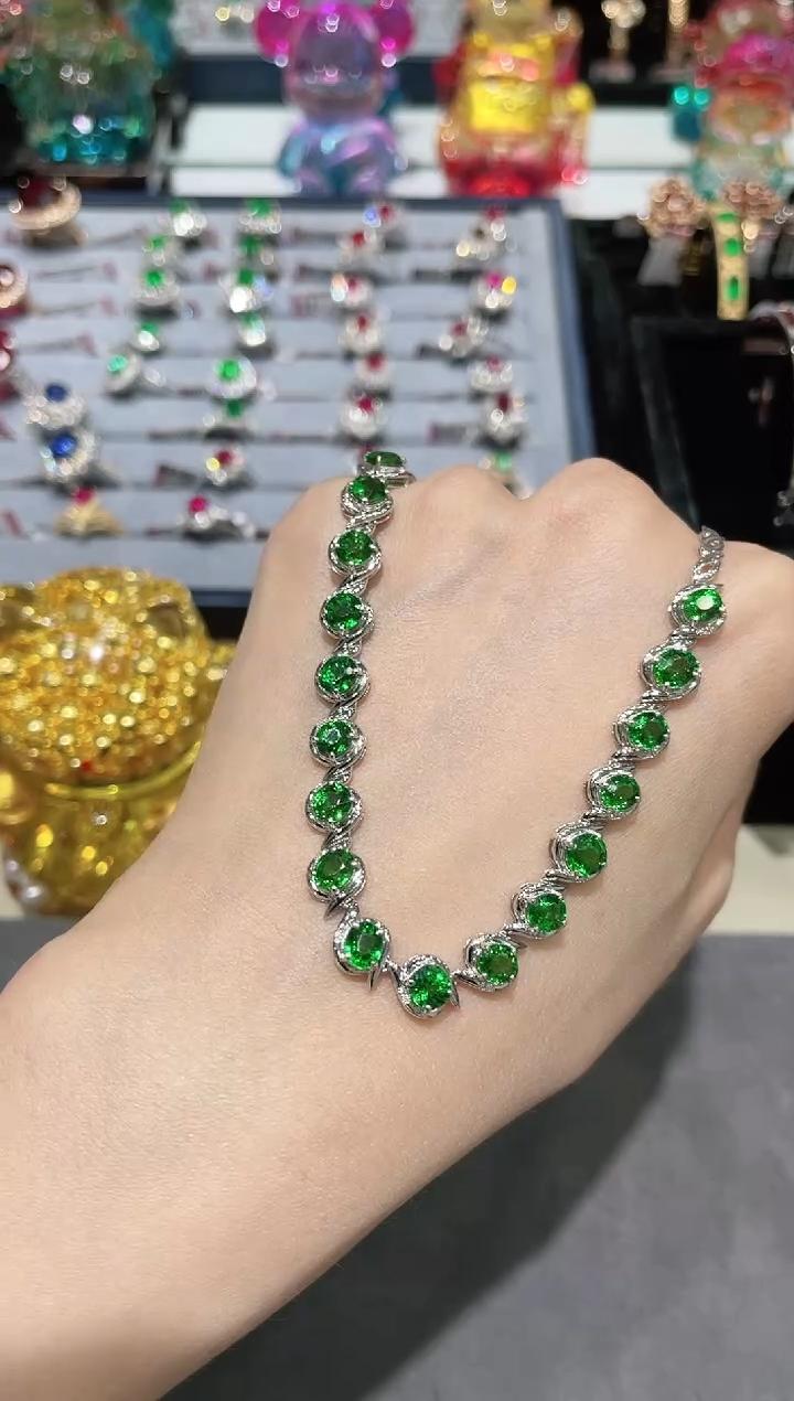 18K金镶嵌沙弗莱项链套链