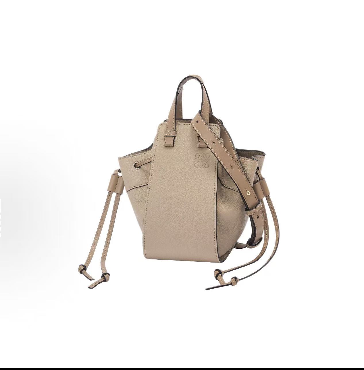 99新 LOEWE/罗意威 【TVB识货】吊床手提包沙色