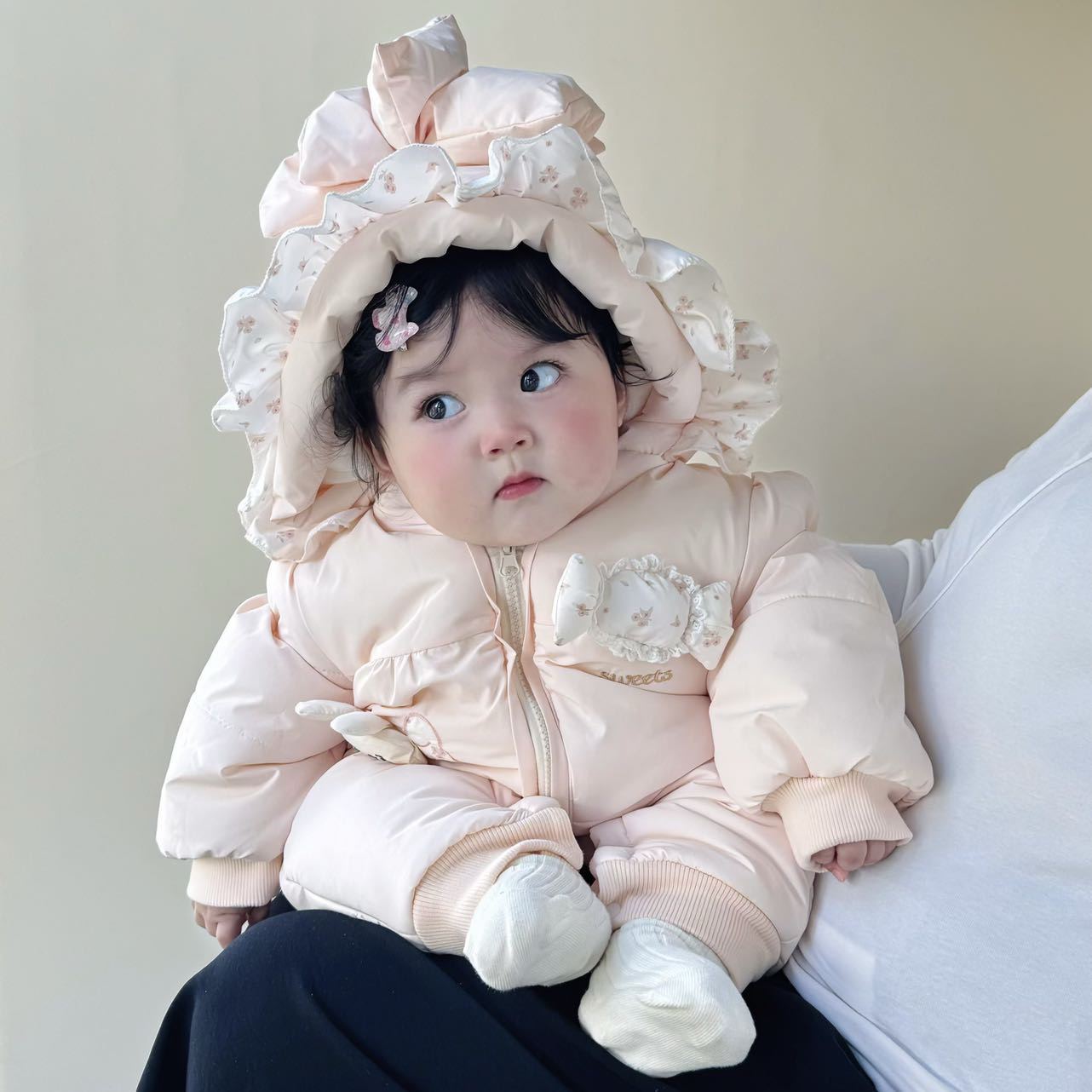 糖果小兔连体男女宝可爱超萌毛茸茸保暖哈衣冬季外出爬服加厚哈衣