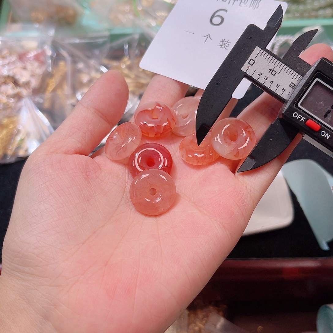 珠宝半成品水晶未镶嵌6 。        